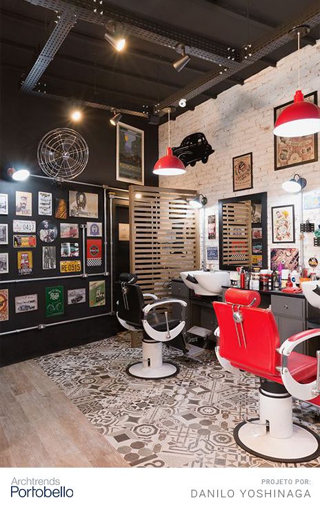 Interior da Barbearia AGT